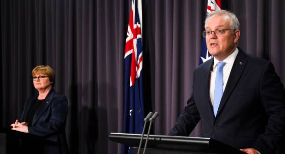 Linda Reynolds and Scott Morrison in 2020 (Image: AAP/Lukas Coch)