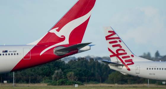 A Qantas plane and a Virgin plane