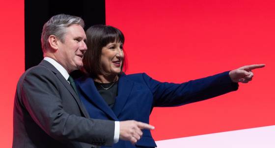 UK Labour leader Keir Starmer and his shadow chancellor Rachel Reeves (Image: EPA/Adam Vaughan)