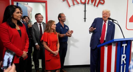 Donald Trump with Republican supporters (Image: AP/Carolyn Kaster)